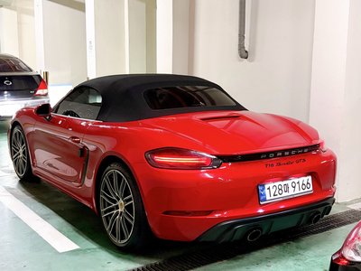 PORSCHE 718 - 5