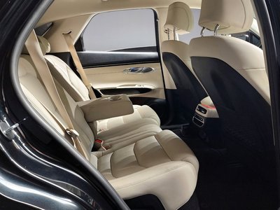 2021 Genesis GV70 thumbnail 12
