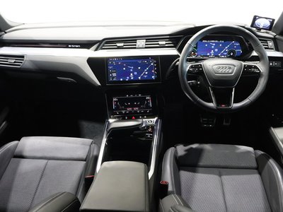 2024 AUDI Q8 E-TRON — миниатюра 23