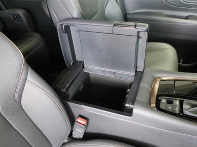 2023 TOYOTA ALPHARD — миниатюра 24