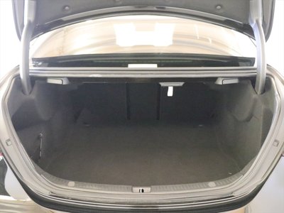 MERCEDES-BENZ E-CLASS - 10