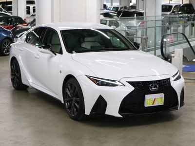 LEXUS IS - 8
