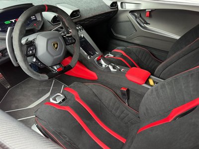 LAMBORGHINI HURACAN - 2