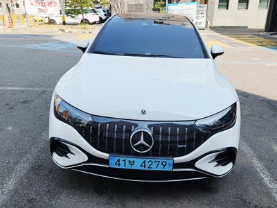 MERCEDES-BENZ EQE - 7
