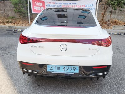 MERCEDES-BENZ EQE - 3