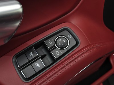 2022 Porsche 718 缩略图 26