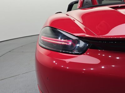 صورة 10 لـ 2022 Porsche 718