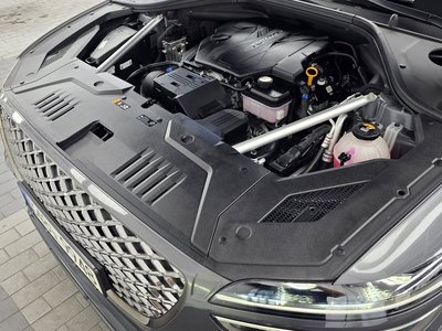صورة 7 لـ 2022 Genesis GV70