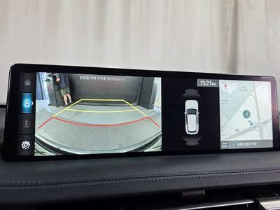 2022 Genesis GV70 — миниатюра 15