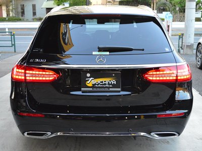 MERCEDES-BENZ E-CLASS WAGON - 8