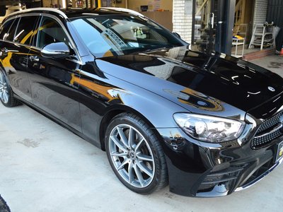 MERCEDES-BENZ E-CLASS WAGON - 4