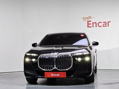 BMW 7 SERIES - 2