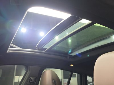 2025 BMW X4 缩略图 24