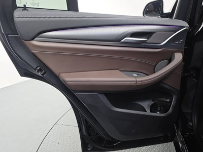 2025 BMW X4 缩略图 15