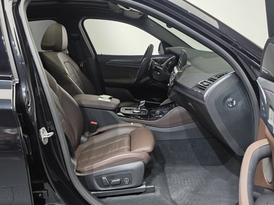 2025 BMW X4 缩略图 16