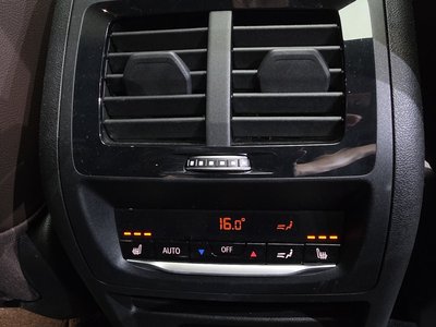 2025 BMW X4 缩略图 36