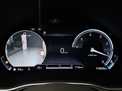 صورة 8 لـ 2021 Genesis GV80