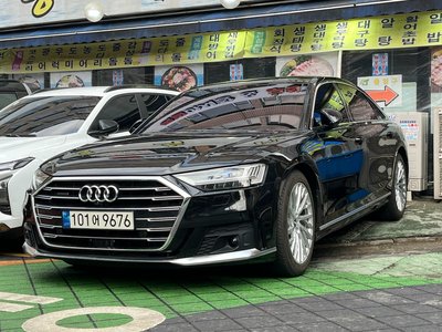 AUDI A8 - 1