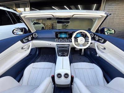 MERCEDES-BENZ E-CLASS - 6