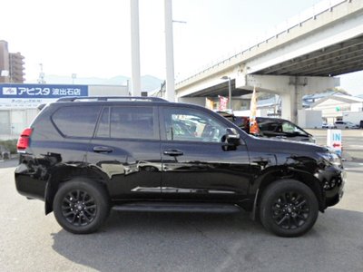 TOYOTA LAND CRUISER PRADO - 10