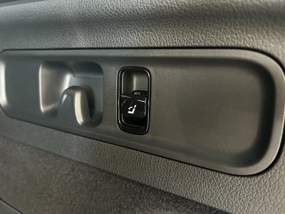 MERCEDES-BENZ GLC - 9