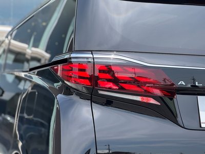 صورة مصغرة 40 لـ 2026 Toyota ALPHARD