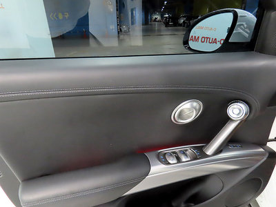 2022 Genesis GV60 — миниатюра 13