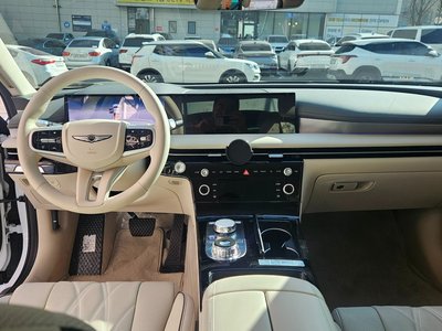 GENESIS G80 (RG3) - 7