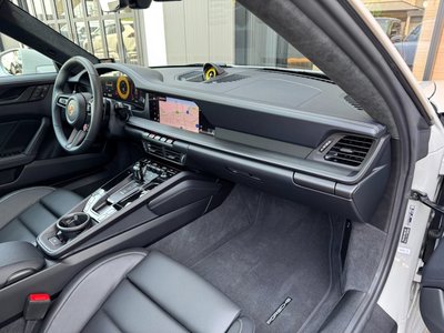 PORSCHE 911 - 10