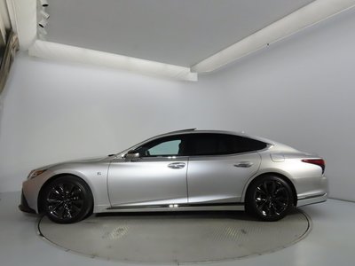 LEXUS LS - 3