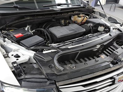 CADILLAC ESCALADE 5TH GENERATION - 8