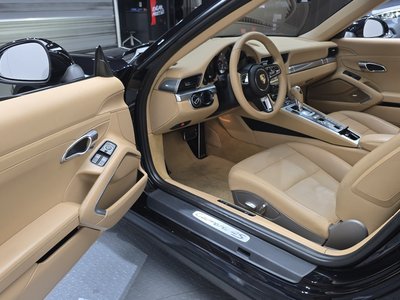 PORSCHE 911 - 10