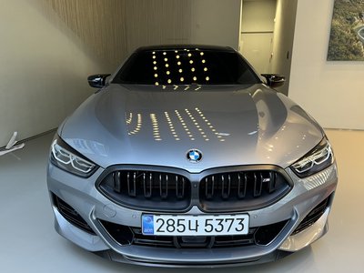 BMW 8 SERIES