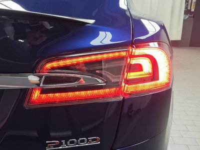 2019 Tesla MODEL S — фото 10