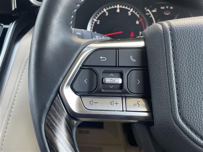 TOYOTA LAND CRUISER 300 - 6