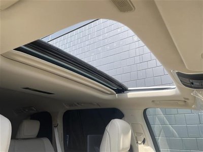 TOYOTA LAND CRUISER 300 - 2