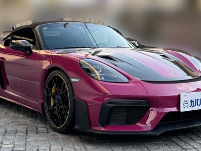 PORSCHE 718 SPYDER - 10