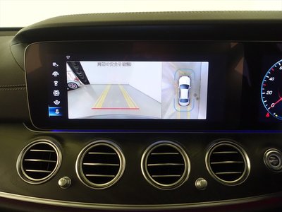 MERCEDES-BENZ E-CLASS - 10