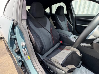 2025 BMW I4 缩略图 37