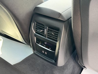 2025 BMW I4 缩略图 41