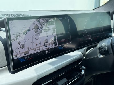 2025 BMW I4 缩略图 26