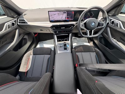 صورة 5 لـ 2025 BMW I4