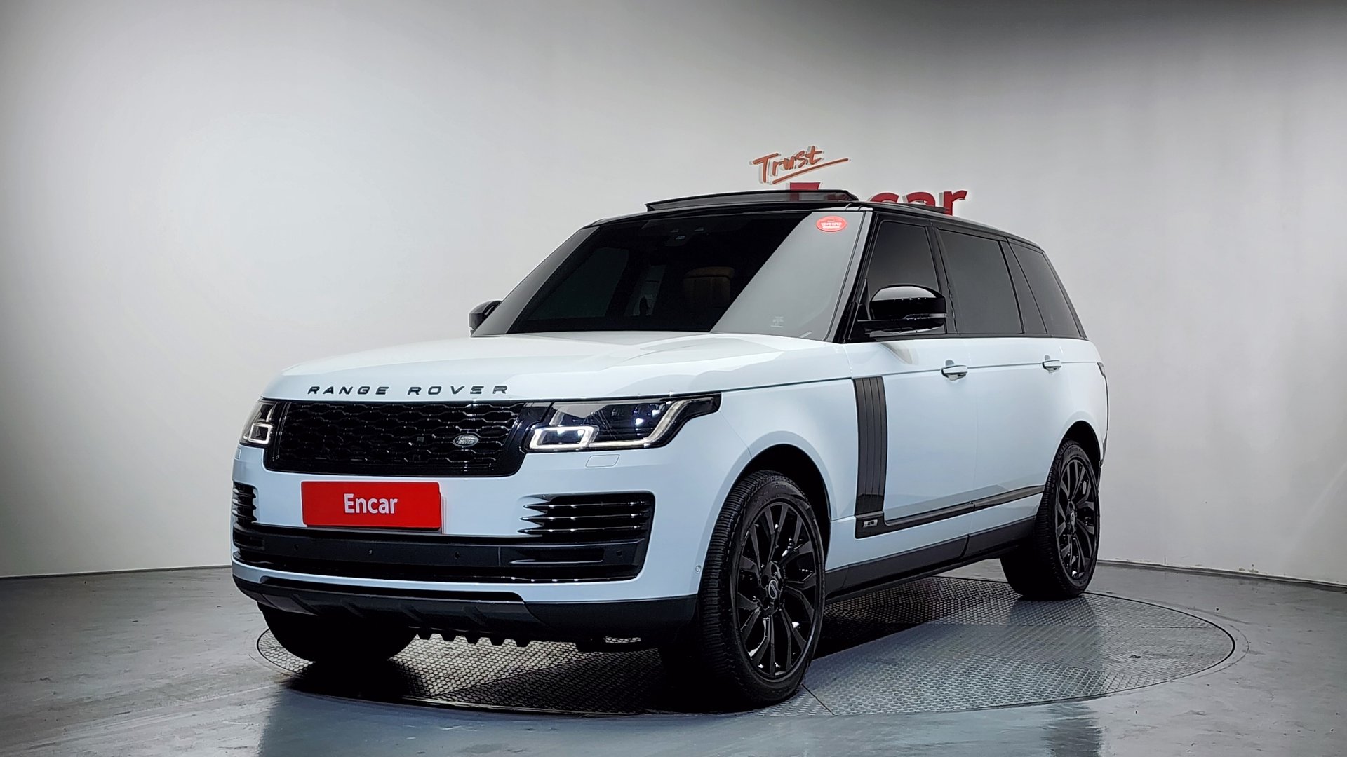 LAND ROVER RANGE ROVER - View 1