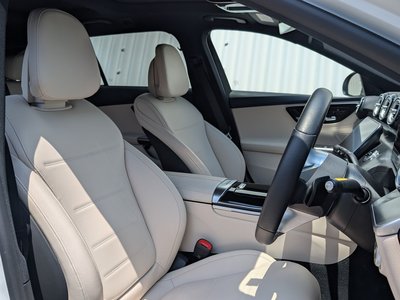 صورة مصغرة 11 لـ 2023 MERCEDES-BENZ C-CLASS