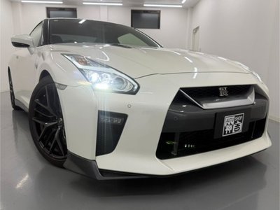 NISSAN GT-R - 2