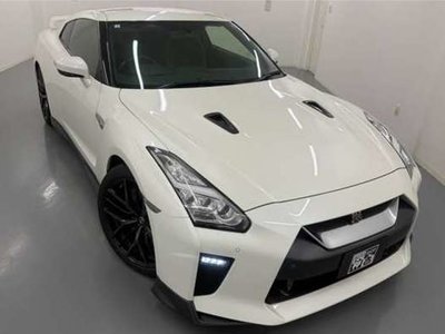 NISSAN GT-R - 8