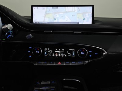 2022 Genesis ELECTRIFIED GV70 — миниатюра 20