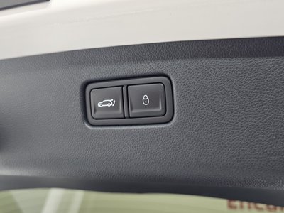 2022 Genesis ELECTRIFIED GV70 — миниатюра 35