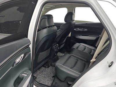2022 Genesis ELECTRIFIED GV70 — миниатюра 18