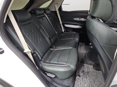 2022 Genesis ELECTRIFIED GV70 — миниатюра 17